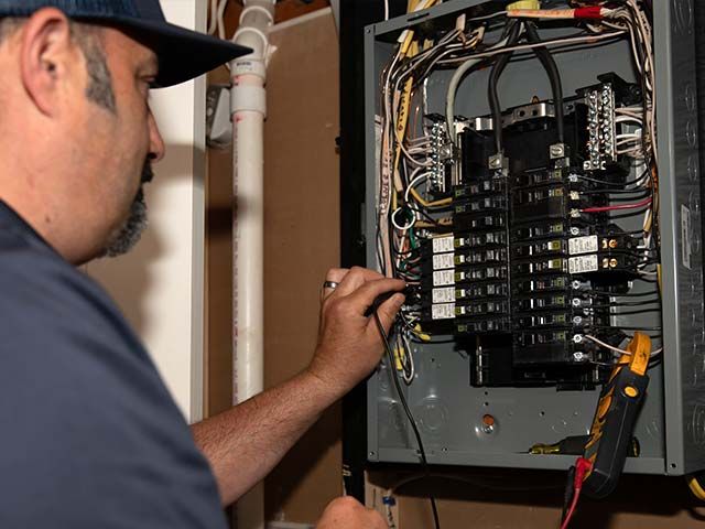 Electrical Panel & Circuit Breaker Specialists In Deerfield